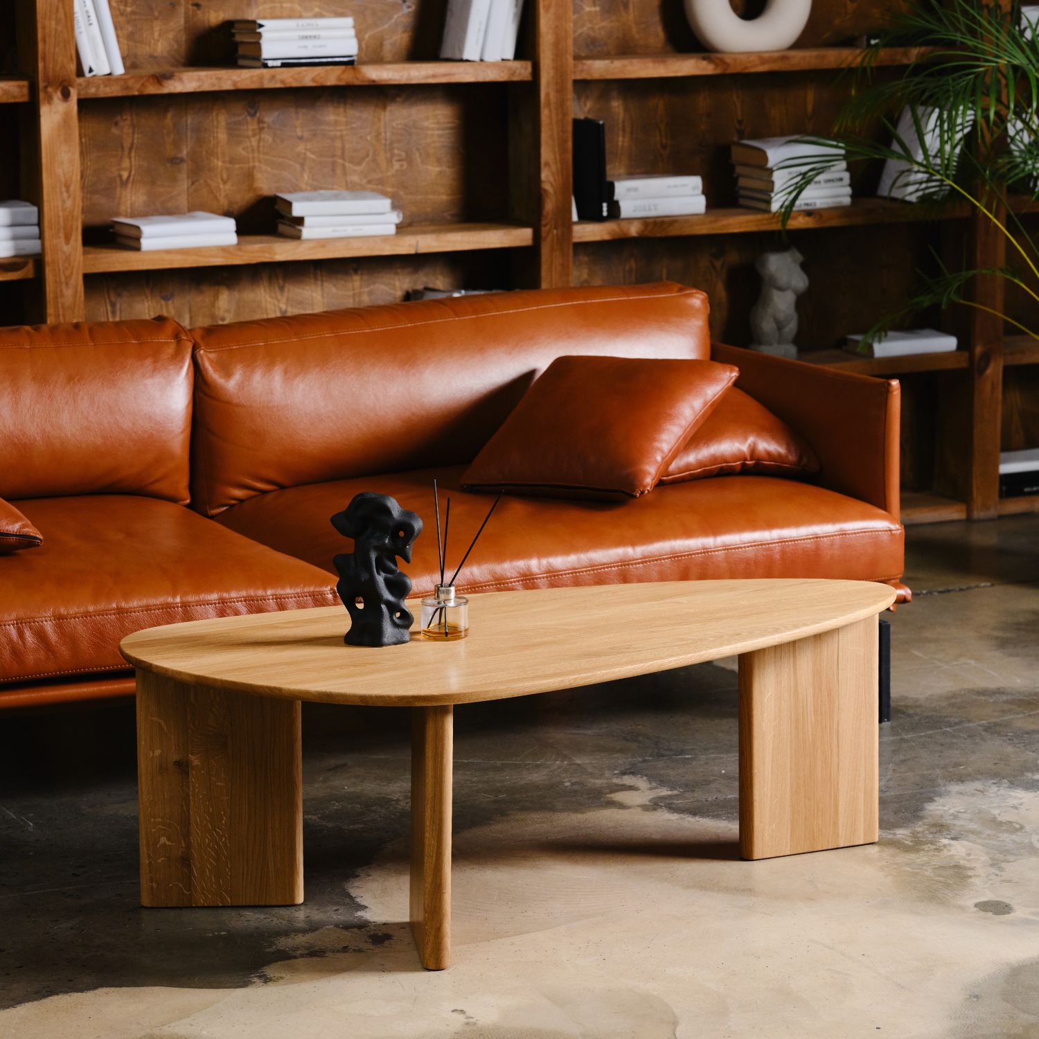 Couchtisch aus massiver Eiche 'Tova'