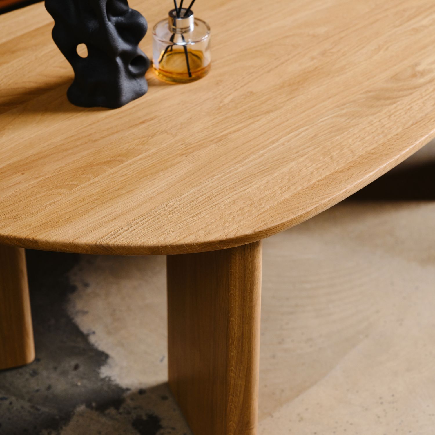 Couchtisch aus massiver Eiche 'Tova'