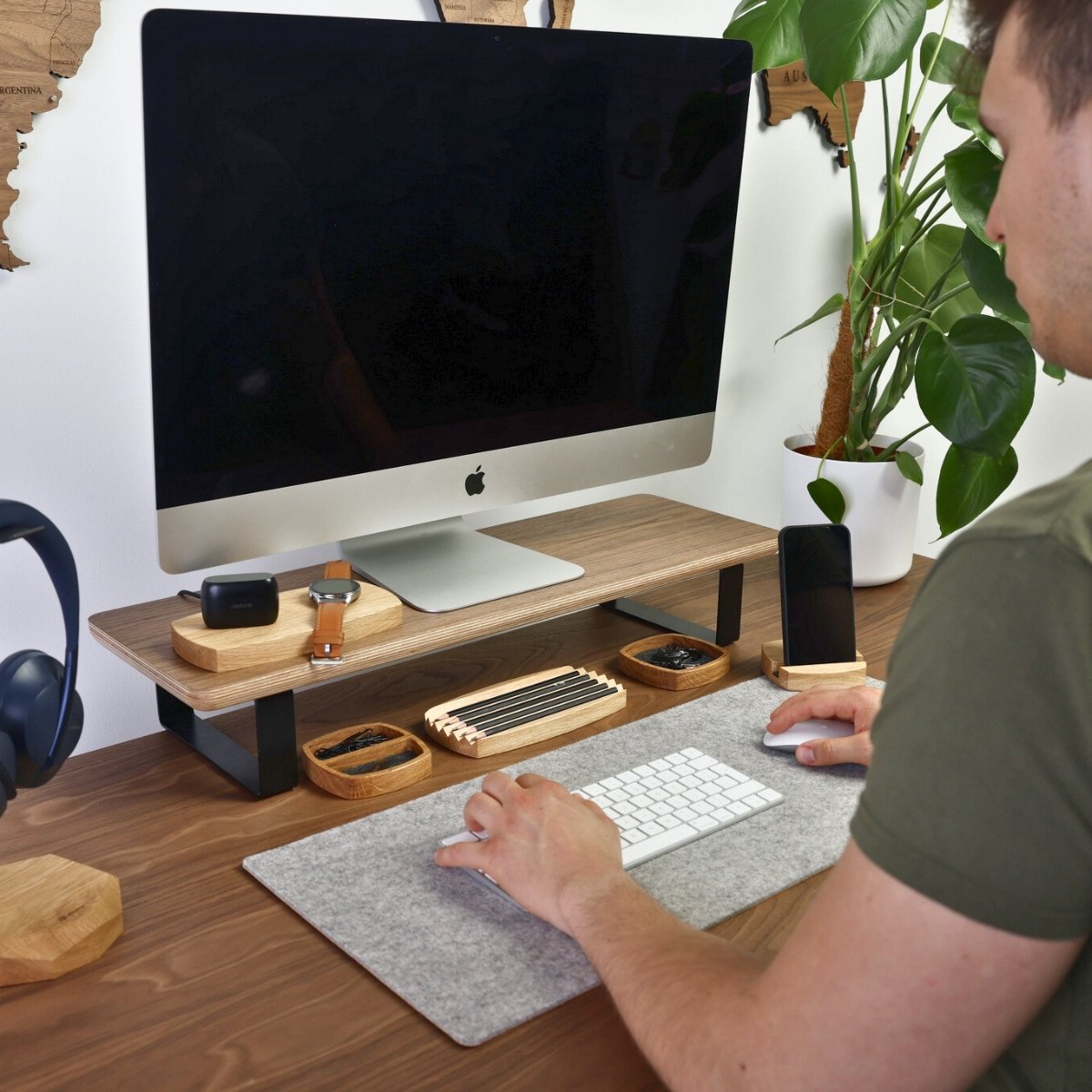 Monitorständer aus Holz 'Skandivis'