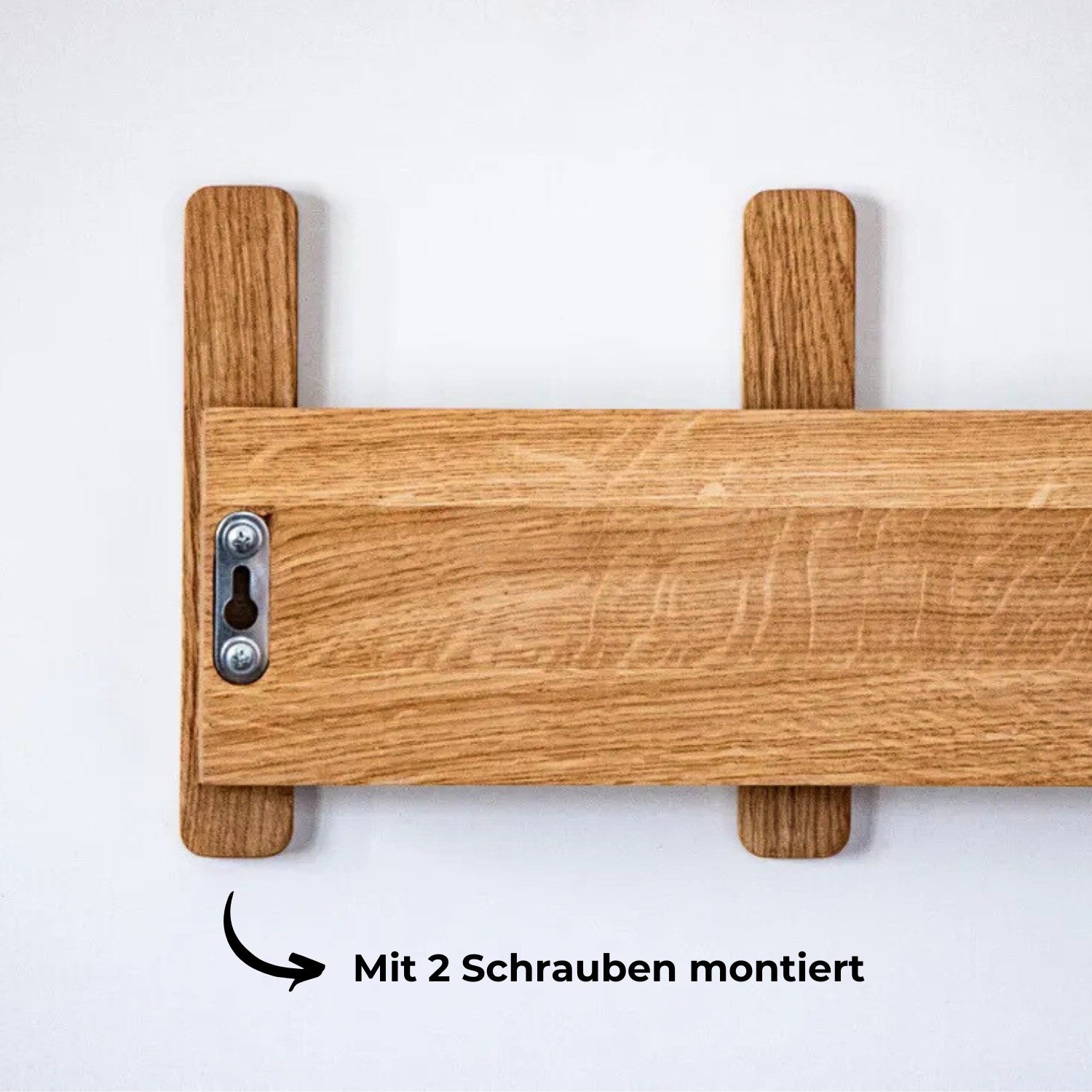Garderobenleiste aus Massivholz-Eiche (FSC®) – Alva