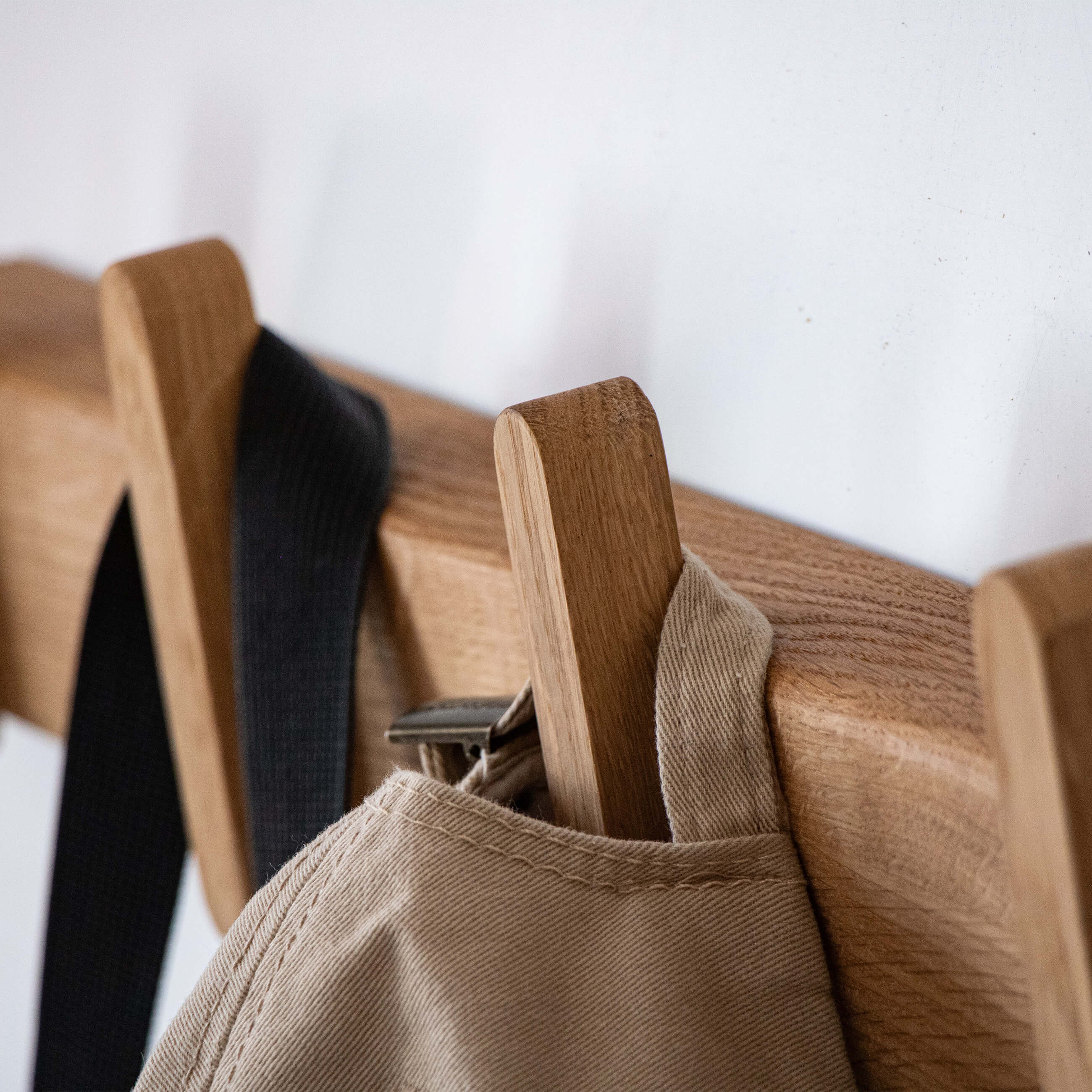 THE LISA - wall hanger