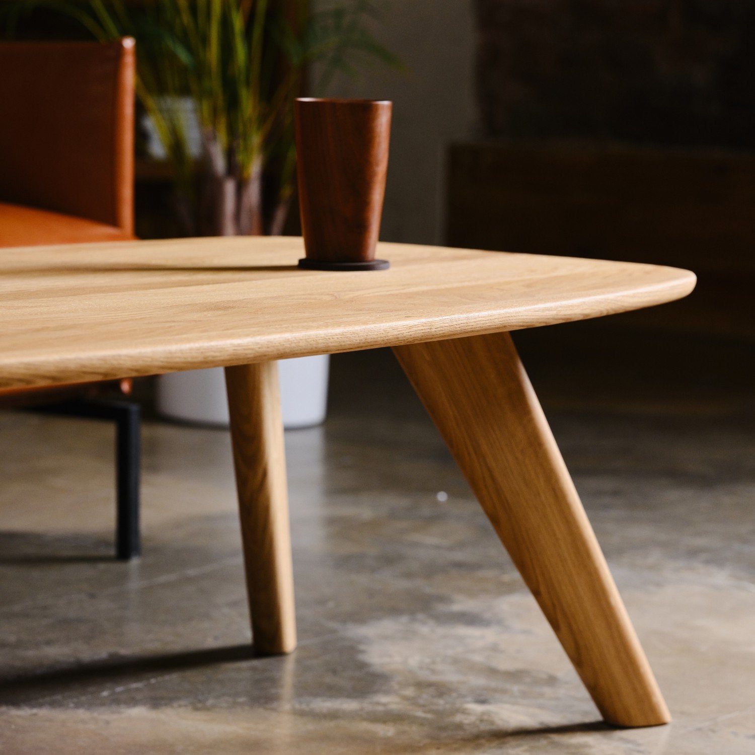Couchtisch aus massiver Eiche 'Liv'